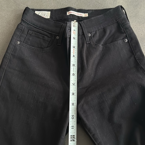 NWOT Black on black Levis 724 high rise straight crop - Picture 8 of 9